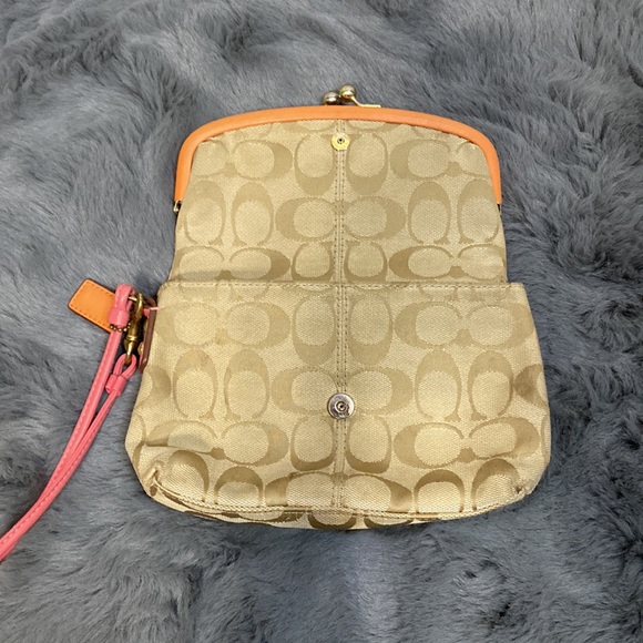 Coach Wrist Bag - Picture 2 of 12